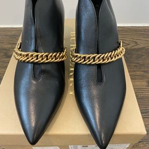Burberry black kitten heel booties sz 38